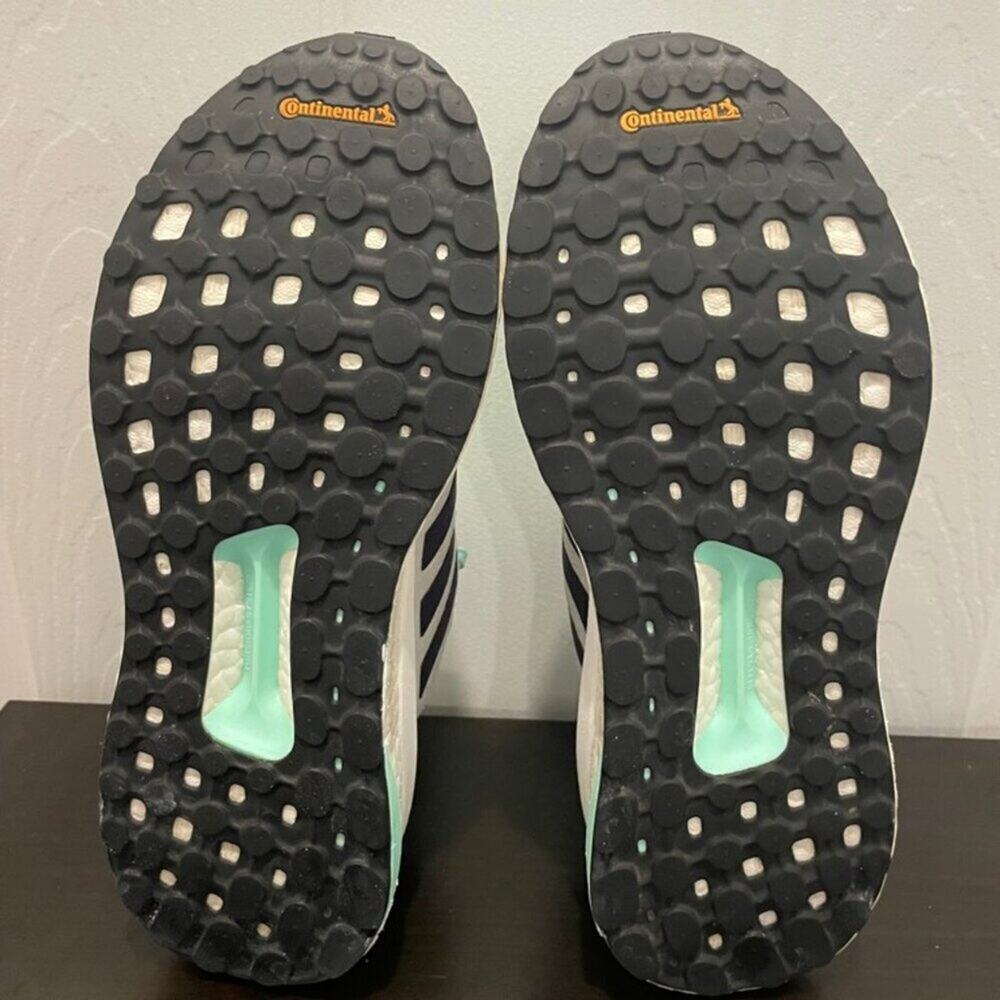 ADIDAS BOOST RUNNING SNEAKERS SZ 8.5 SOLAR LITE GREEN MINT ATHLETIC VERSATILE - Picture 2 of 16